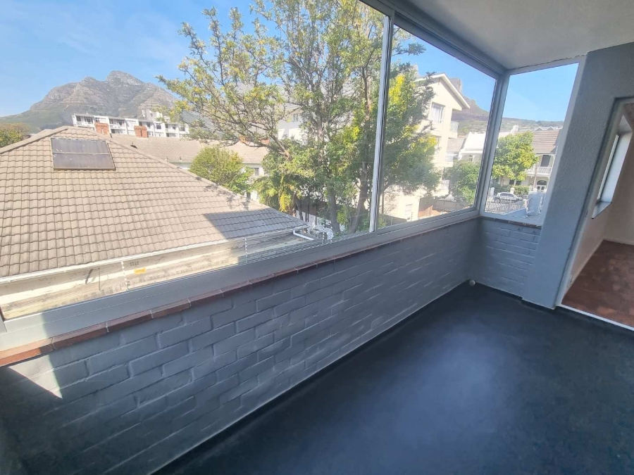 To Let 2 Bedroom Property for Rent in Tamboerskloof Western Cape